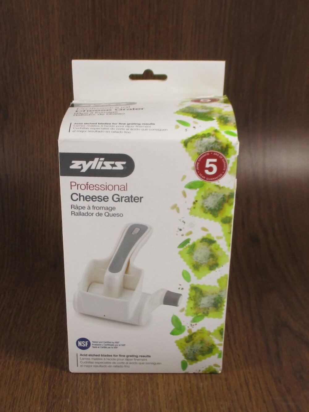 Zyliss Professional Cheese Grater, Fine Grating Hard Cheese Chocolate Nuts